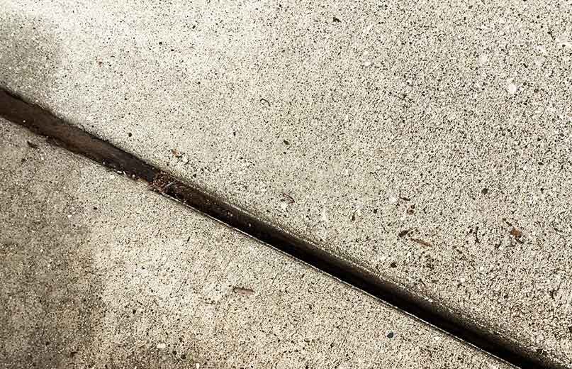 Use 3C Floor Sealant in paving slab joints